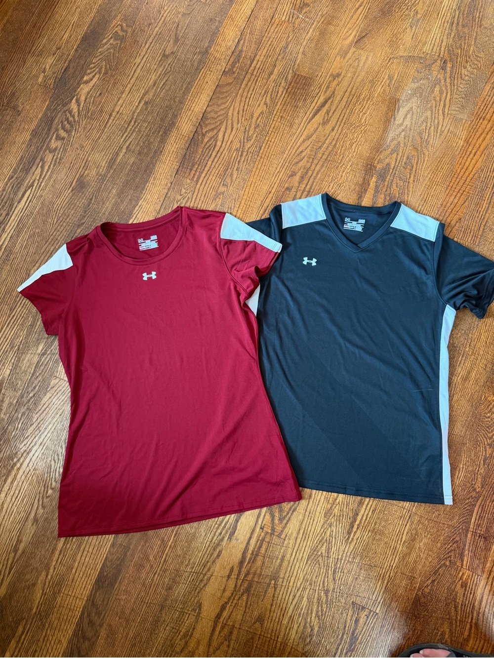 Under Armour Women’s Short Sleeve Athletic Tee - BUNDLE - 2 TOPS